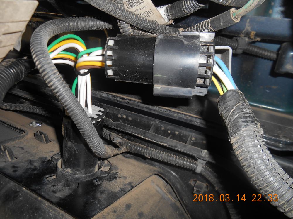 2014 Jeep Grand Cherokee Curt T-Connector Vehicle Wiring Harness for Factory Tow Package - 4 2014 Jeep Grand Cherokee Trailer Wiring Harness